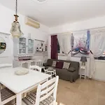 Apartment By The Sea Okrug Gornji, Ciovo - 459 *