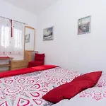 Apartment By The Sea Okrug Gornji, Ciovo - 459