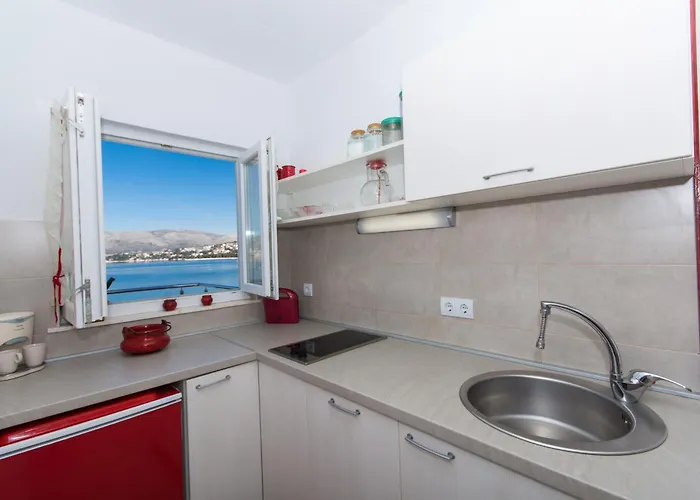 Apartman By The Sea Okrug Gornji, Ciovo - 459 Trogir