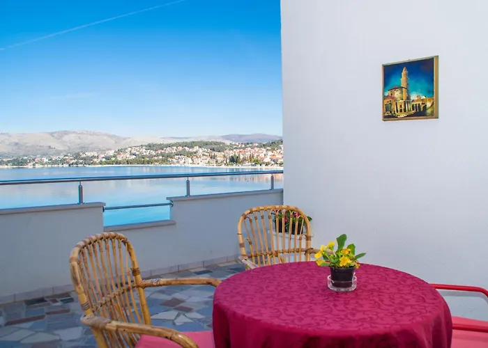 Apartman By The Sea Okrug Gornji, Ciovo - 459