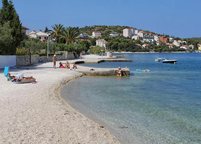 By The Sea Okrug Gornji, Ciovo - 459 アパート トロギール