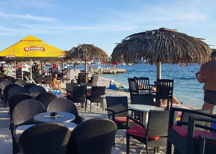 By The Sea Okrug Gornji, Ciovo - 459 アパート トロギール